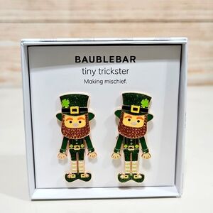 NIB BaubleBar Tiny Trickster Making Mischief Leprican Rhinestone Green Earrings